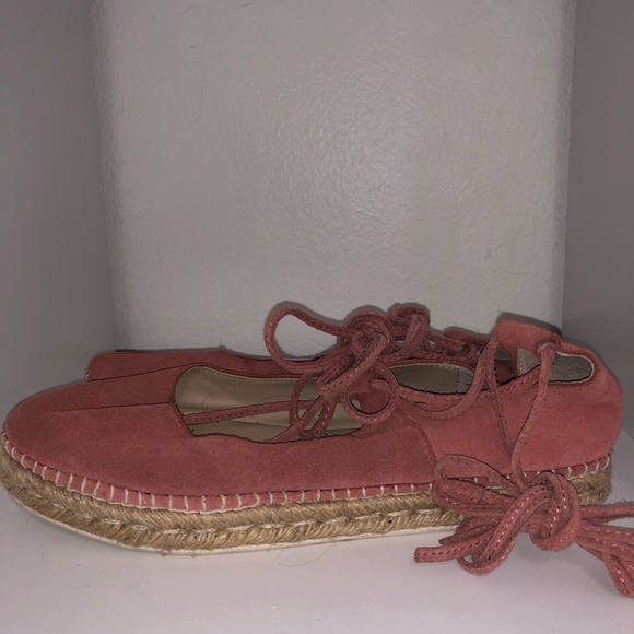 Shoes - Picture 1 of 2